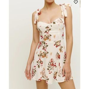 NWT Reformation Niara Mini Dress in Fruity Print